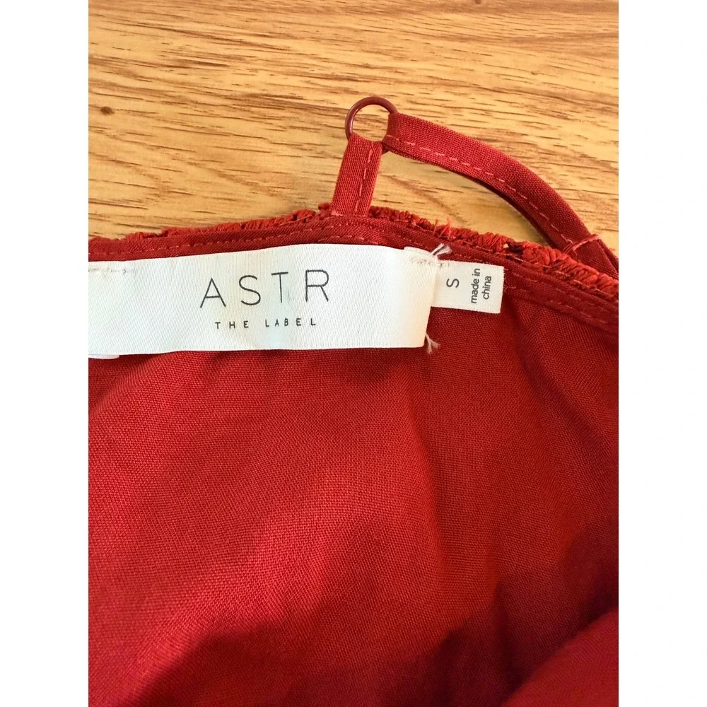 ASTR The Label Red Lace Cami Midi Dress Scalloped Wedding Guest Size S - Picture 4 of 16